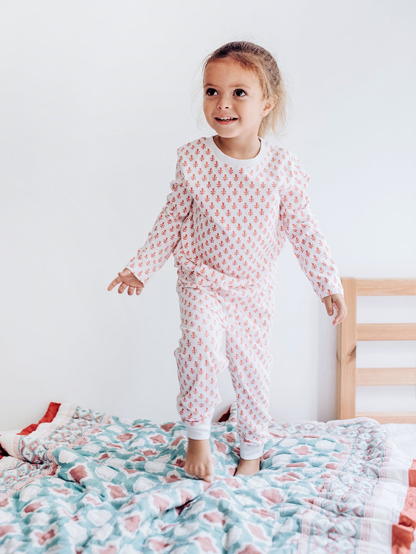 Toddler & Big Kid Organic Cotton Pajamas in Pink City