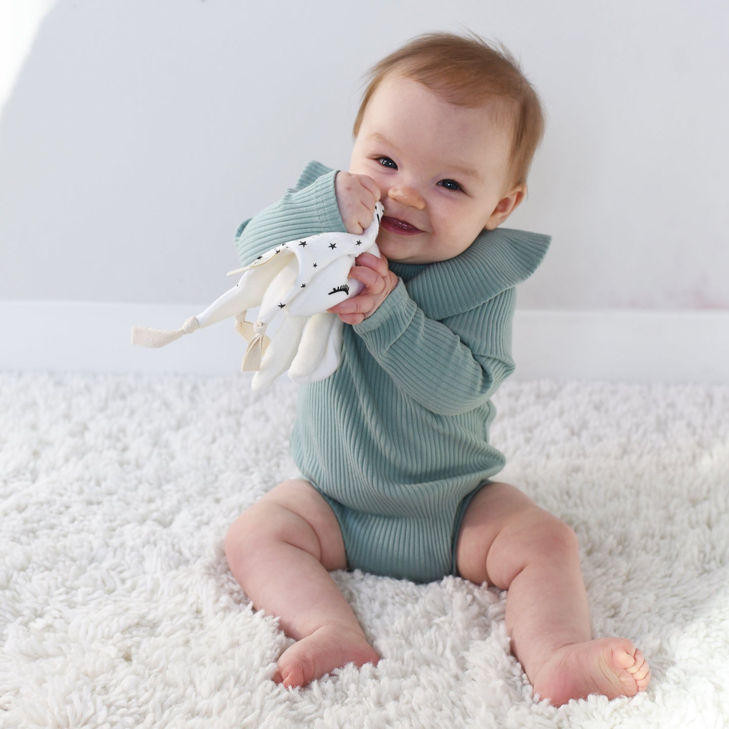 Cuddle Bunny - Stars