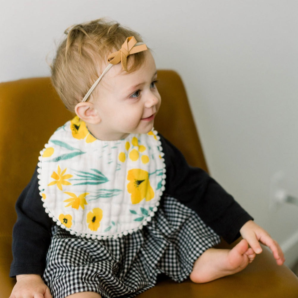 Buttercup Blossom Single Bib