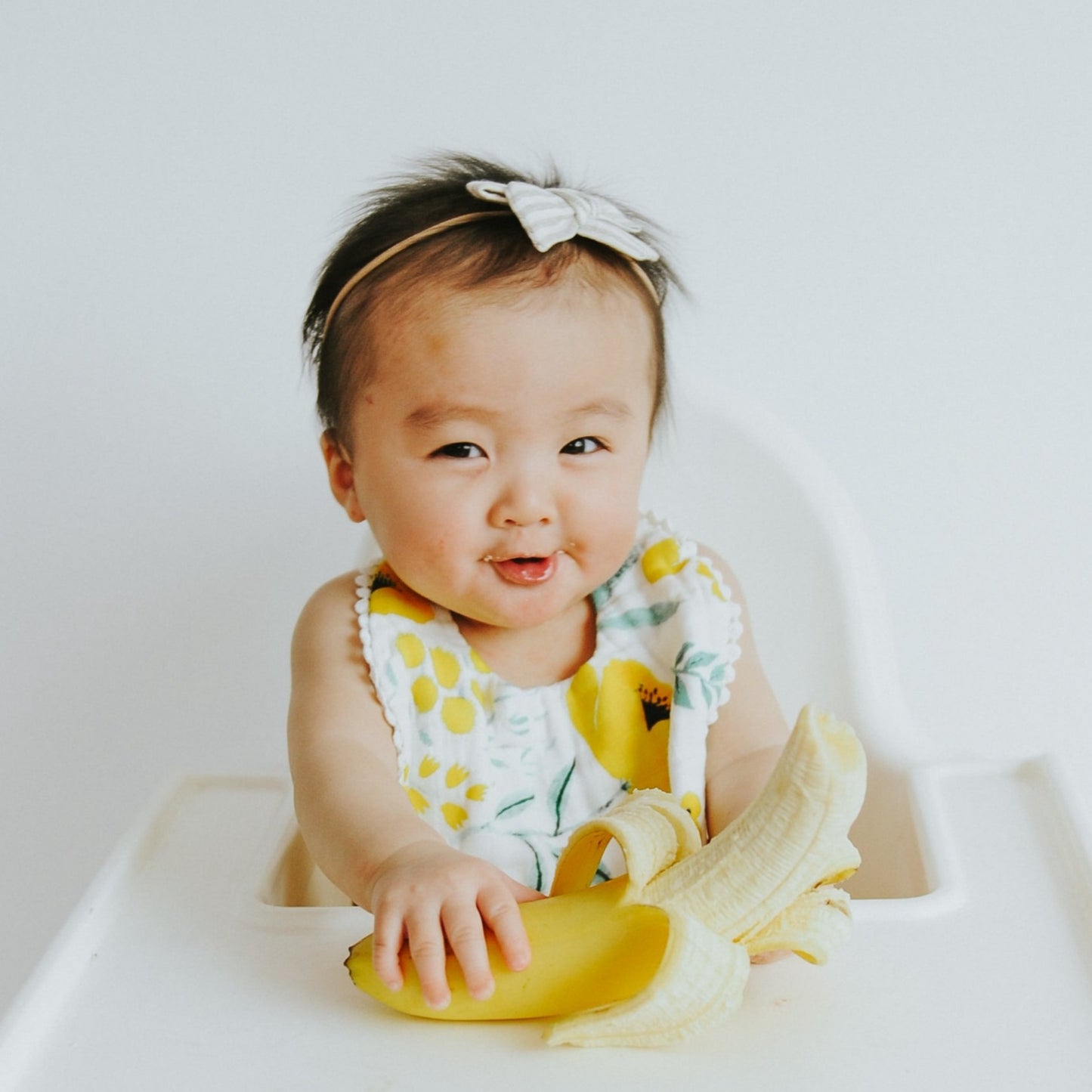 Buttercup Blossom Single Bib