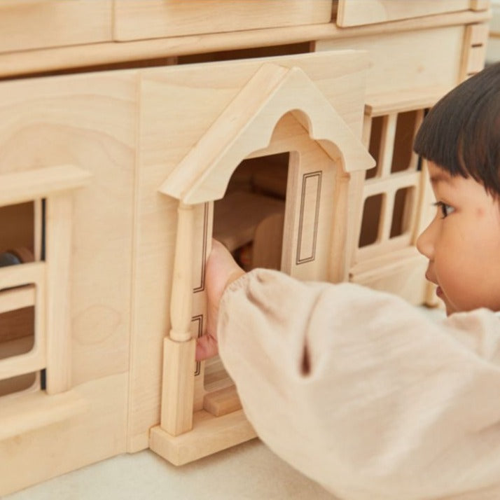 Victorian Dollhouse